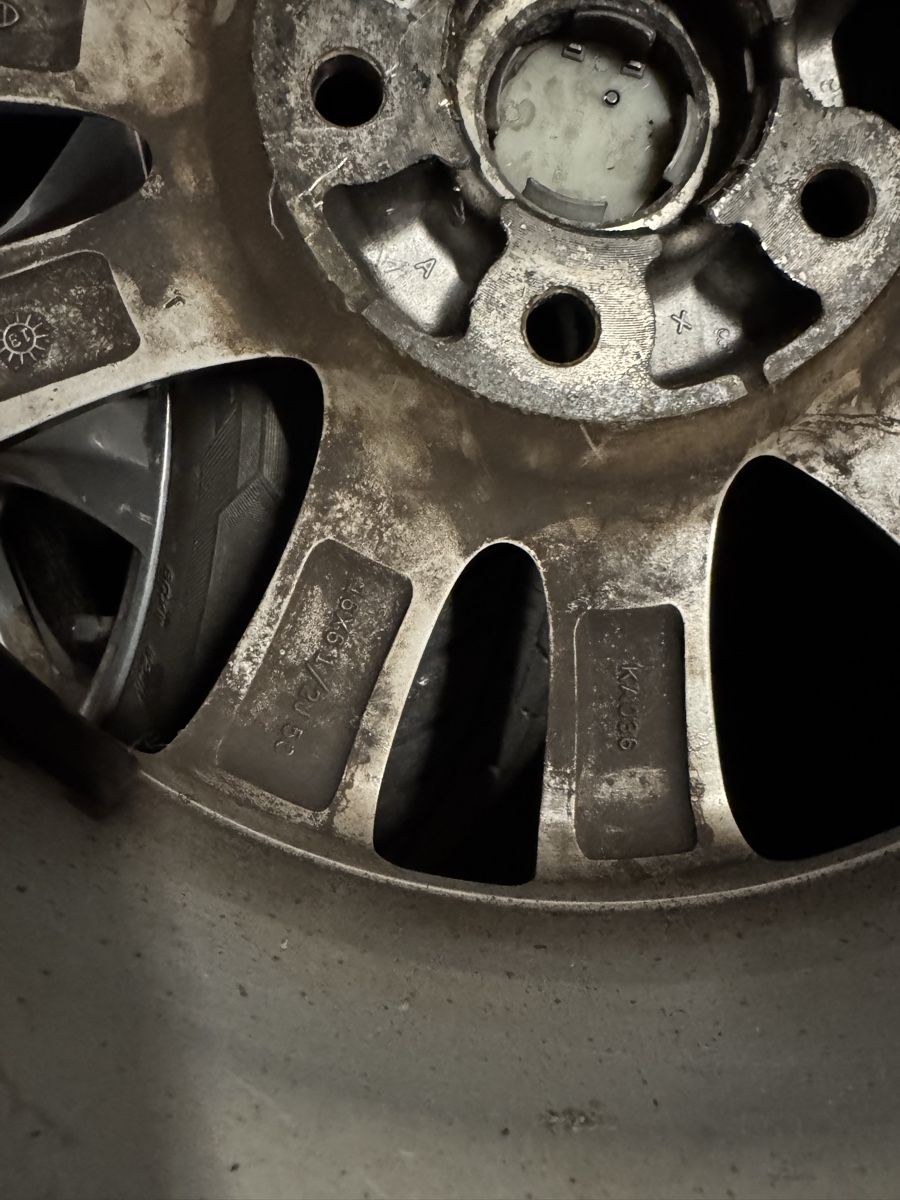 Pneumatici & Ruote complete: Roues Mazda – Usato da Vevey venduto da Chupita-met 7