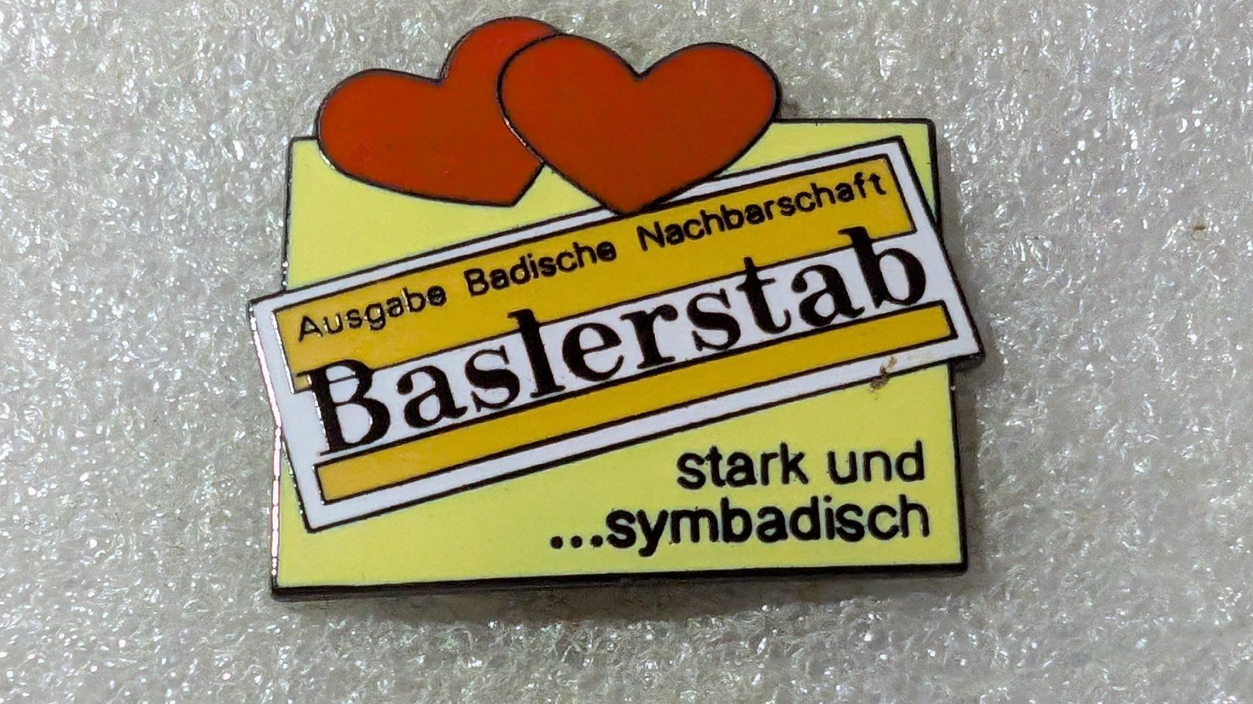 Plaketten & Abzeichen: Ansteckpin 166: Baslerstab – Gebraucht aus Oppligen von Pin-Fall-Shop