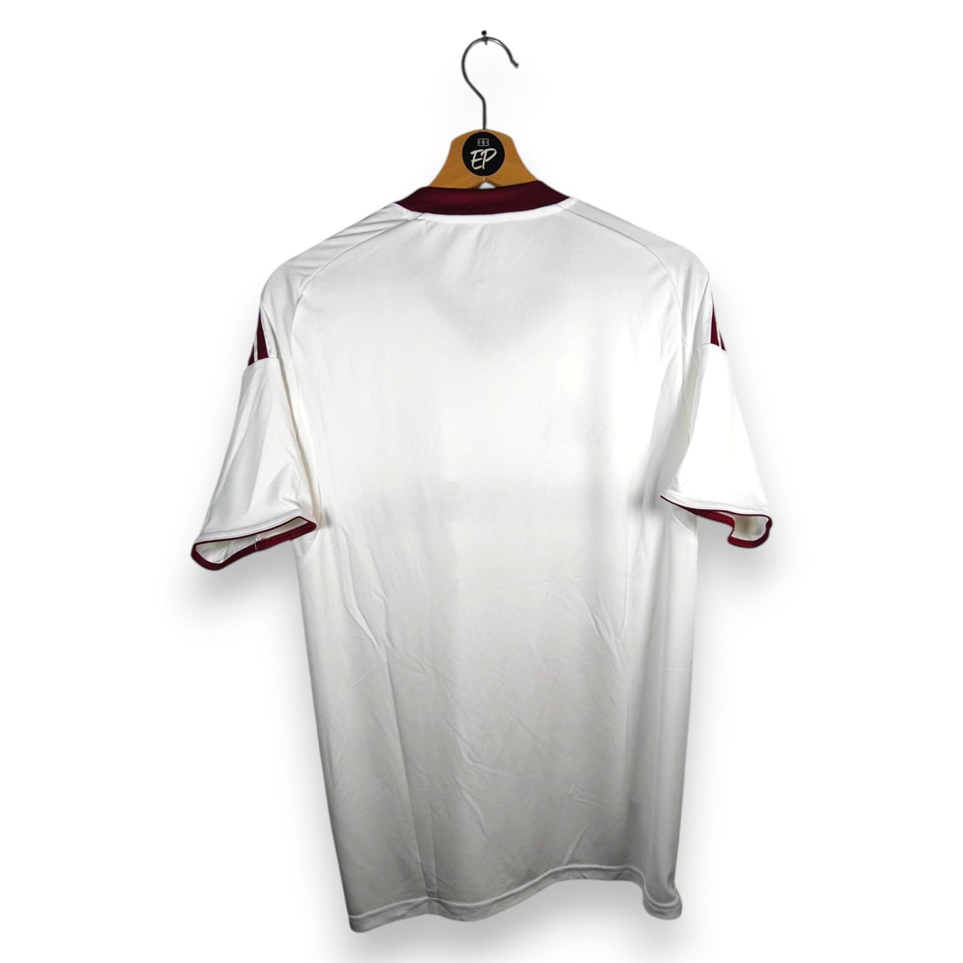 Adidas Leibchen & Hosen: Original 2025-26 Servette Away Trikot – Gebraucht aus Martigny von eternalpitch 1