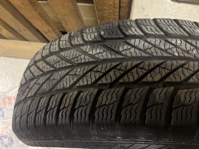 4 Pneus hiver Gislaved Euro*Frost 195/65/R15 T | Kaufen auf Ricardo