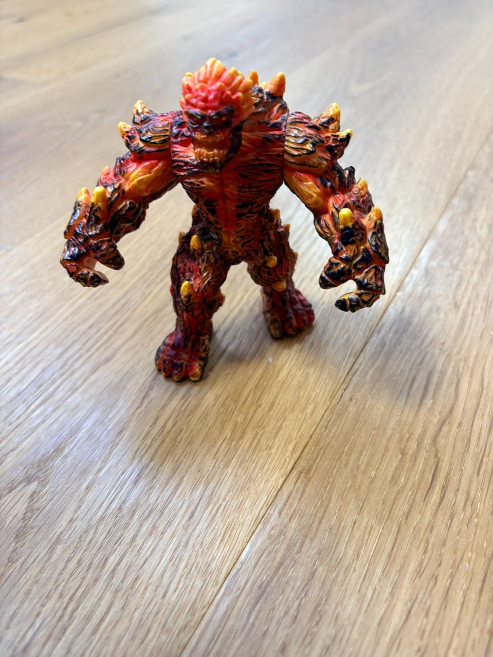 Schleich Statuette: Schleich Eldrador Lava Golem - 42447 – Usato da Hombrechtikon venduto da Bruenel