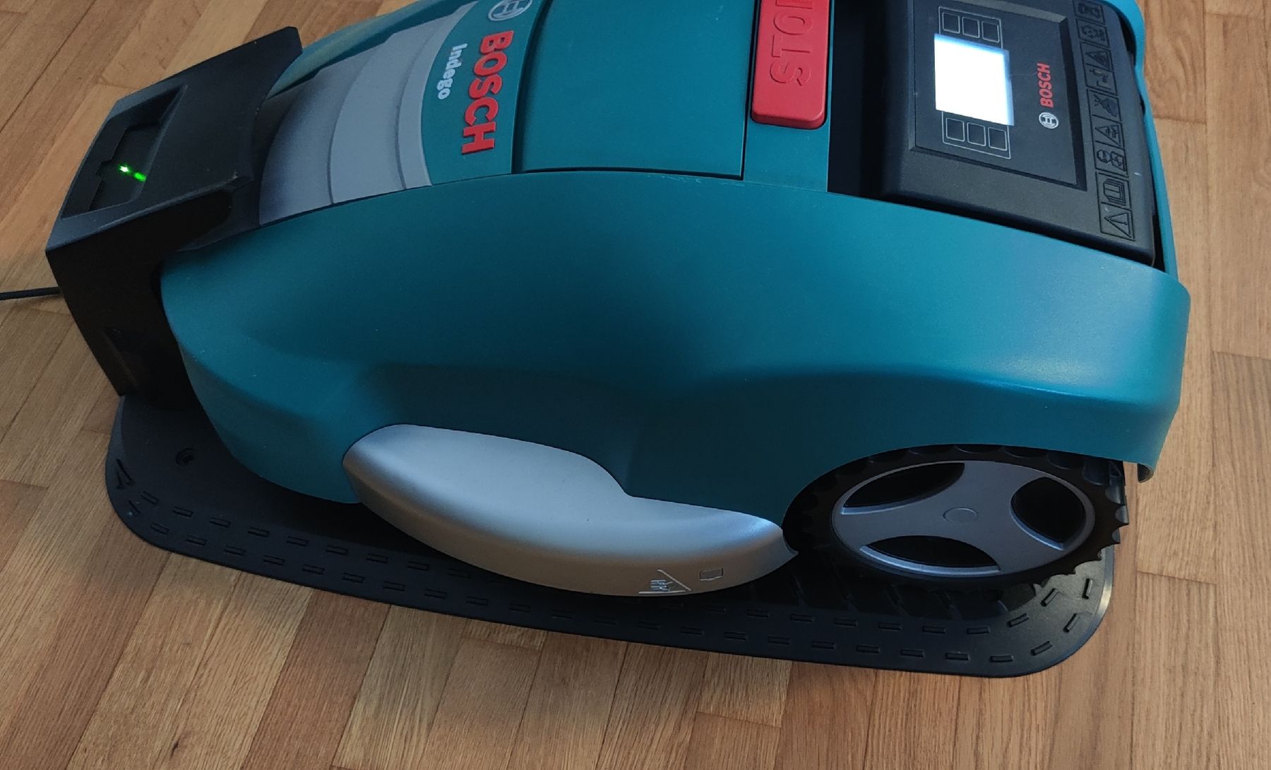 Bosch Tagliaerba: Robot tagliaerba Bosch Indego – Usato da Massagno venduto da Massimo037 1