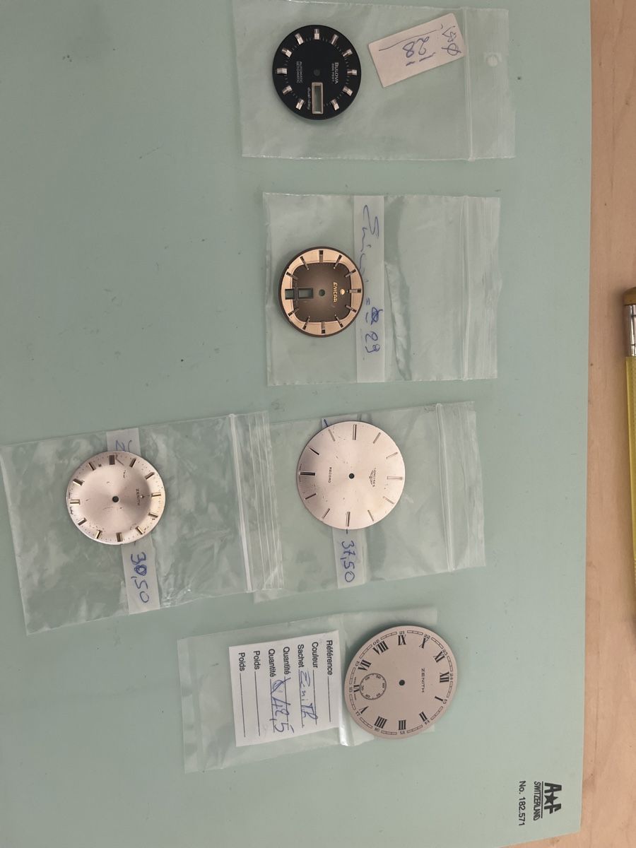 Orologi: Lot Cadran – Usato da Biel/Bienne venduto da moscherinos