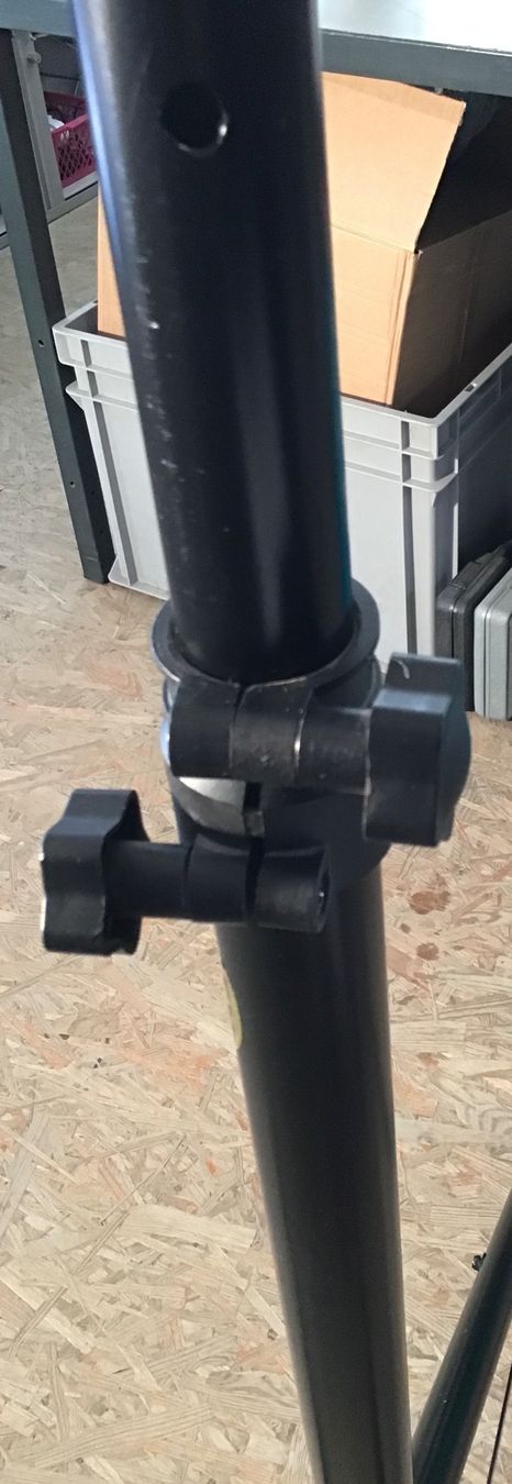 Stative & Stativköpfe: Stativ FX Hardware schwarz – Gebraucht aus Dübendorf von sdbu-frappant 3
