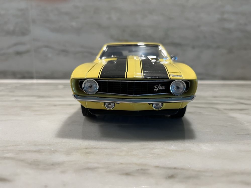 Revell Creative Masters 1:20 scale 1969 Chevy Camaro Z-28 302