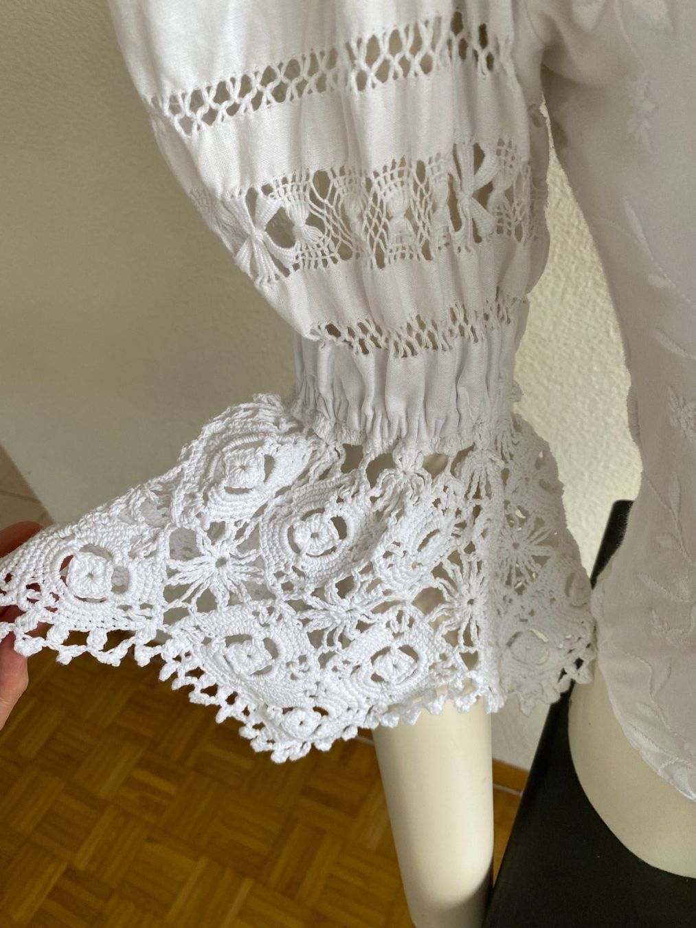 Camicette: Schwaiger Trachtenbody weiss – Nuovo (secondo la descrizione) da Zürich venduto da Gemi 2