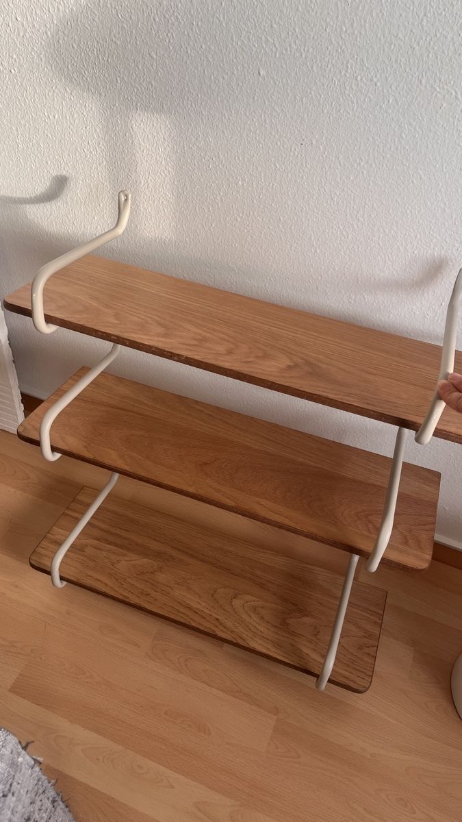 Scaffali: Wandregal Holz – Usato da Winterthur venduto da anastasia.zuber