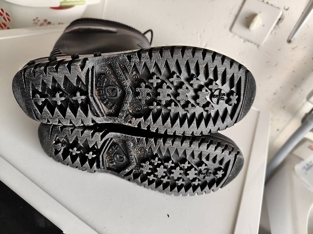 Spirale Schuhe für Jungen: Spirale Wintergummistiefel Grösse 36 – Gebraucht aus Grossdietwil von wichtel28 1