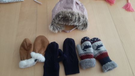 K..41 R) Mädchen Kleider Winter Set ca. Gr. 68