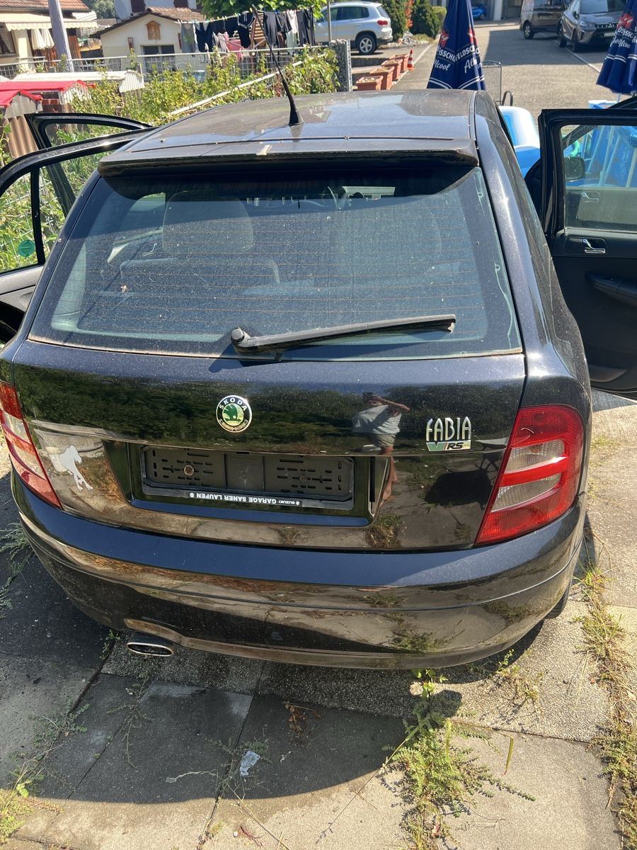 Skoda Automobili: Skoda Fabia 1900 – Difettoso da Laufen venduto da groove60 5