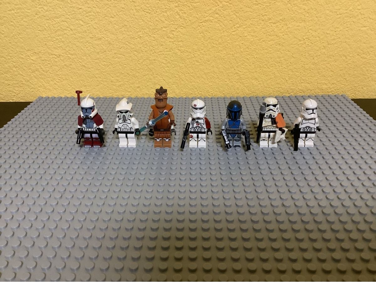 Lego Statuette: Lego Star Wars Minifiguren – Usato da Bischofszell venduto da yvan2000