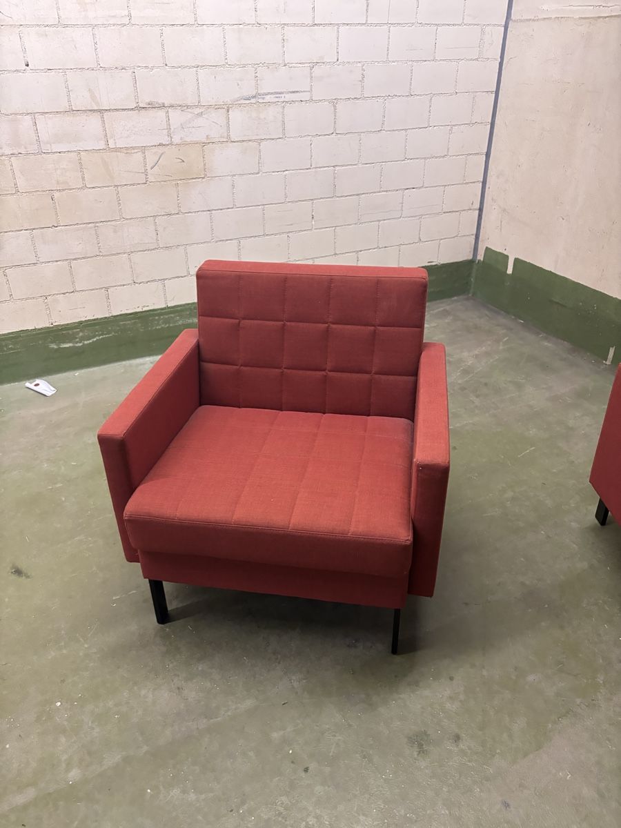 Poltrone: Sessel Coalesse rot – Usato da Oberägeri venduto da Marvin-25 1