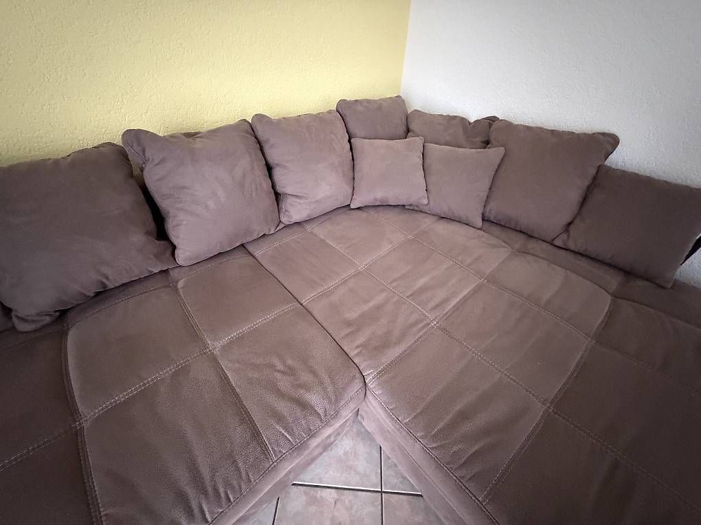 Divani: Grosses Ecksofa / Lounge Sofa mit Longchair 320cm x 230cm – Usato da Schmitten (FR) venduto da Flaz64 2