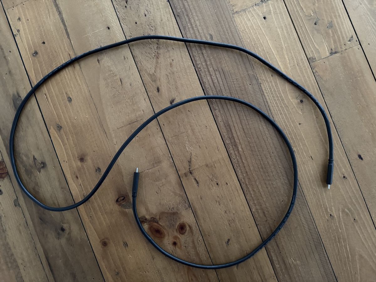 Cavi: USB-C Kabel Schwarz Lang (ca. 178cm) – Usato da Belp venduto da Kevin.02 1