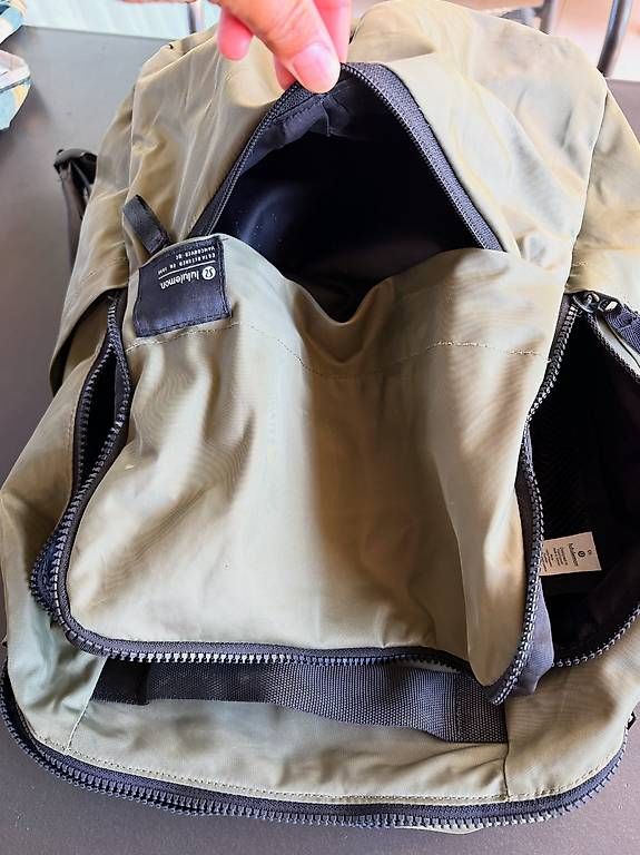 Lululemon Zaini: Everywhere Rucksack 22 l – Usato da Zürich venduto da ali_62qm 2