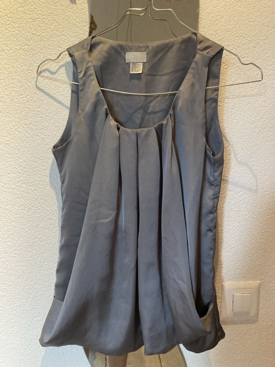 H&M Camicette: Graue Bluse – Usato da Urtenen-Schönbühl venduto da alessibas