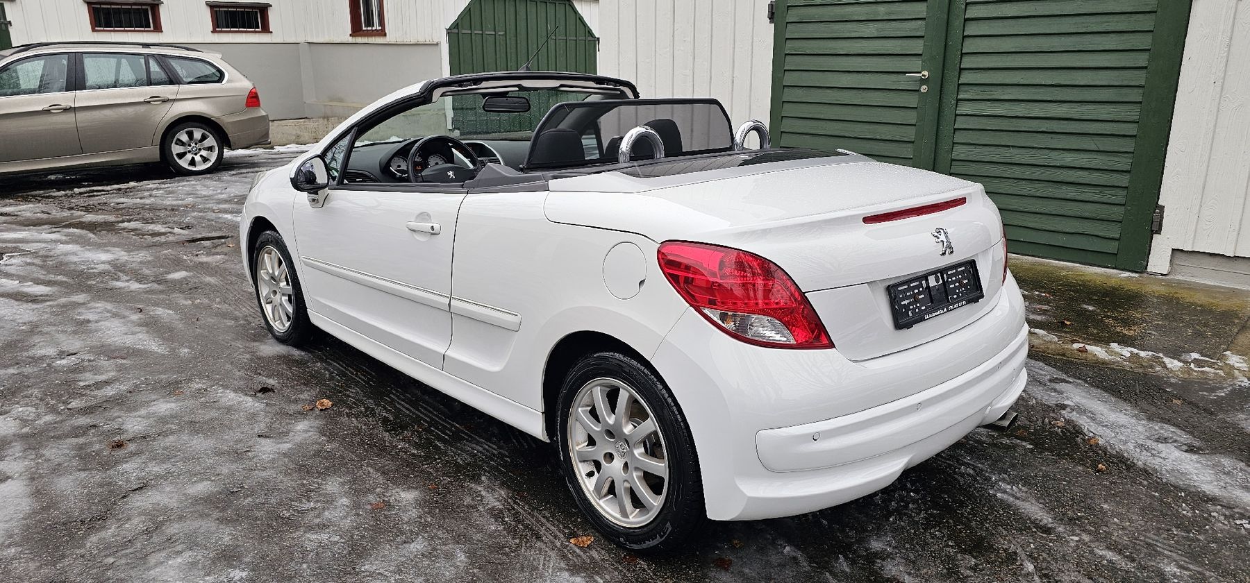 Peugeot Automobili: Peugeot 207 CC 1.6 Turbo – Usato da Altstätten SG venduto da ELLVA 5