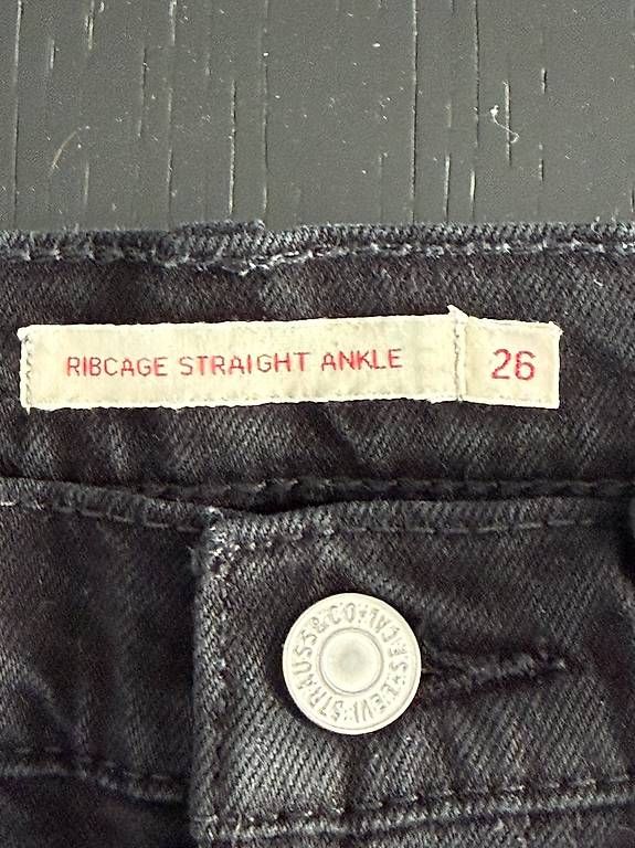 Jeans: Original Levi Jeans – Gebraucht aus Köniz von Evafelchlin 3