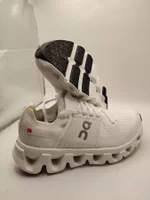 On Running - W Cloudswift 4 - White/White Gr. 36.5