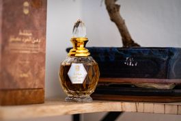Mukhallat Dahn Al Oudh Moattaq, Ajmal (decants ( Abfüllung)