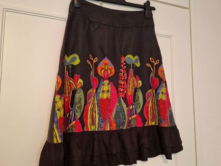 Jupe Desigual bohème brodée multicolore