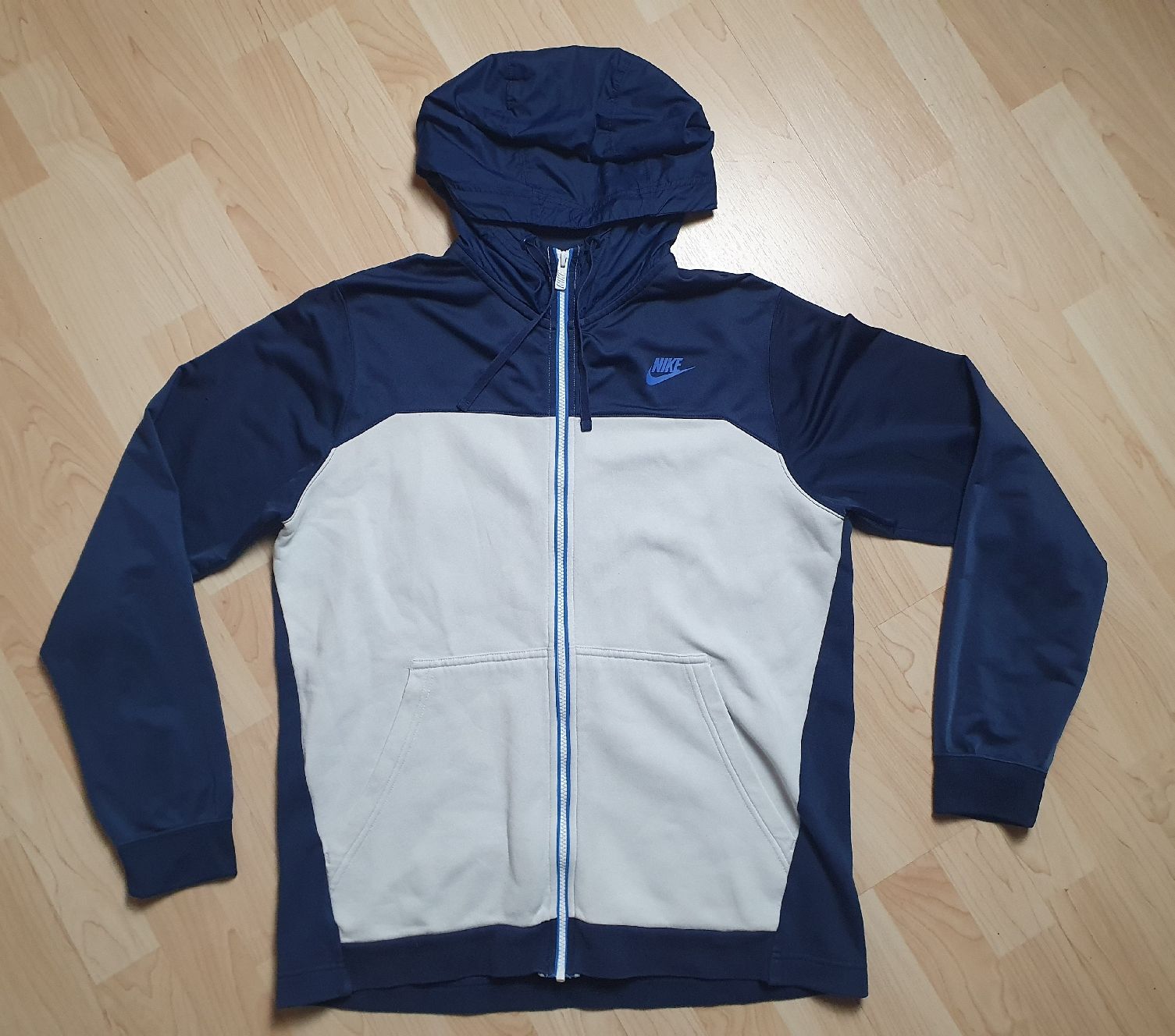 Nike Jacken: Nike Colorblock Trainingsjacke Herren Gr. L – Neu (gemäss Beschreibung) aus St. Gallen von CaliSunshine
