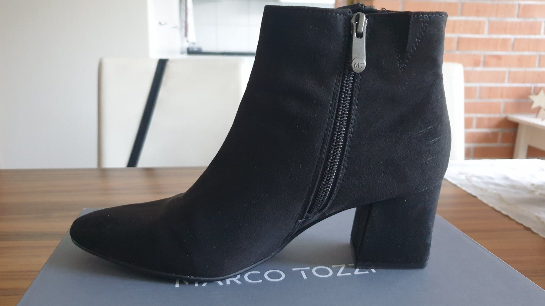 Scarpe da donna: Marco Tozzi Stiefeletten Schwarz Gr. 38 – Usato da Dietikon venduto da Antopo 1