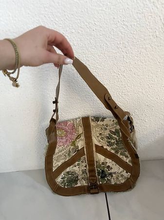Desigual Schultertasche  stylisch & einzigartig