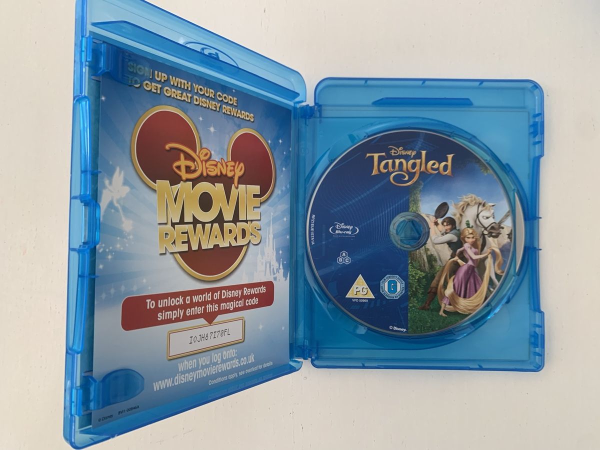 Tutti i DVDs: Tangled / Rapunzel - Disney - Blu-ray + DVD – Usato da Zürich venduto da createdindust 3
