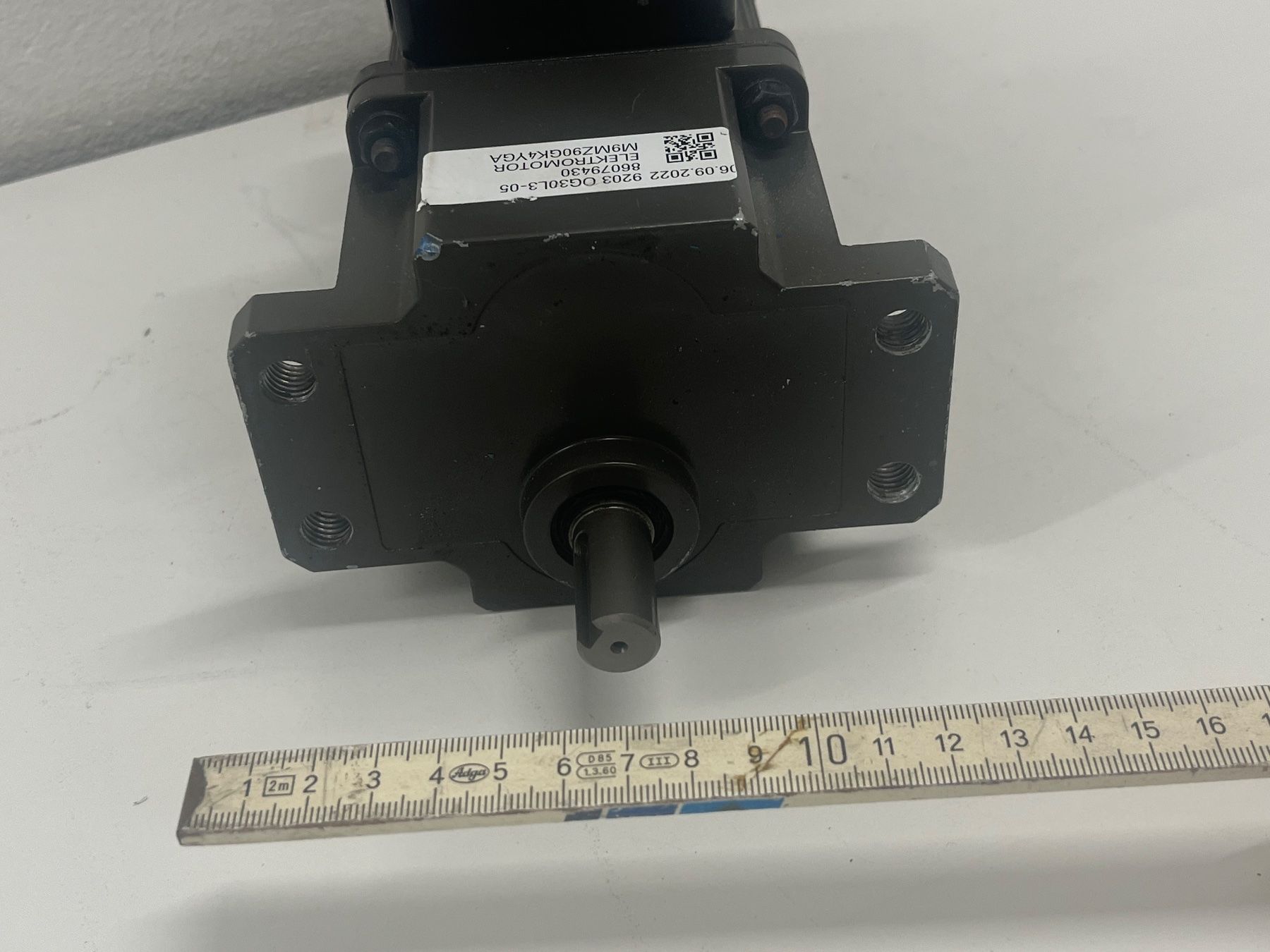 Panasonic  Motori: Panasonic Elektromotor mit Getriebe Nr. 2 – Usato da Niederdorf venduto da LeptonAG 4