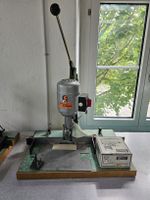 Foellmer Tisch-Papierbohrmaschine mit Zubehör