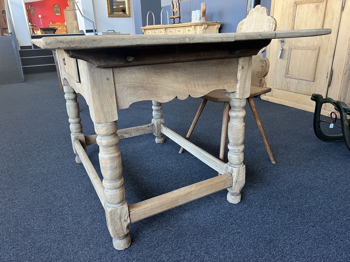 Tavoli: Schragentisch Alpenländisch – Usato da Gossau SG venduto da Keller-Antiques 2
