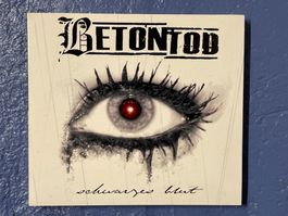 [CD] BETONTOD - Schwarzes Blut (2006)