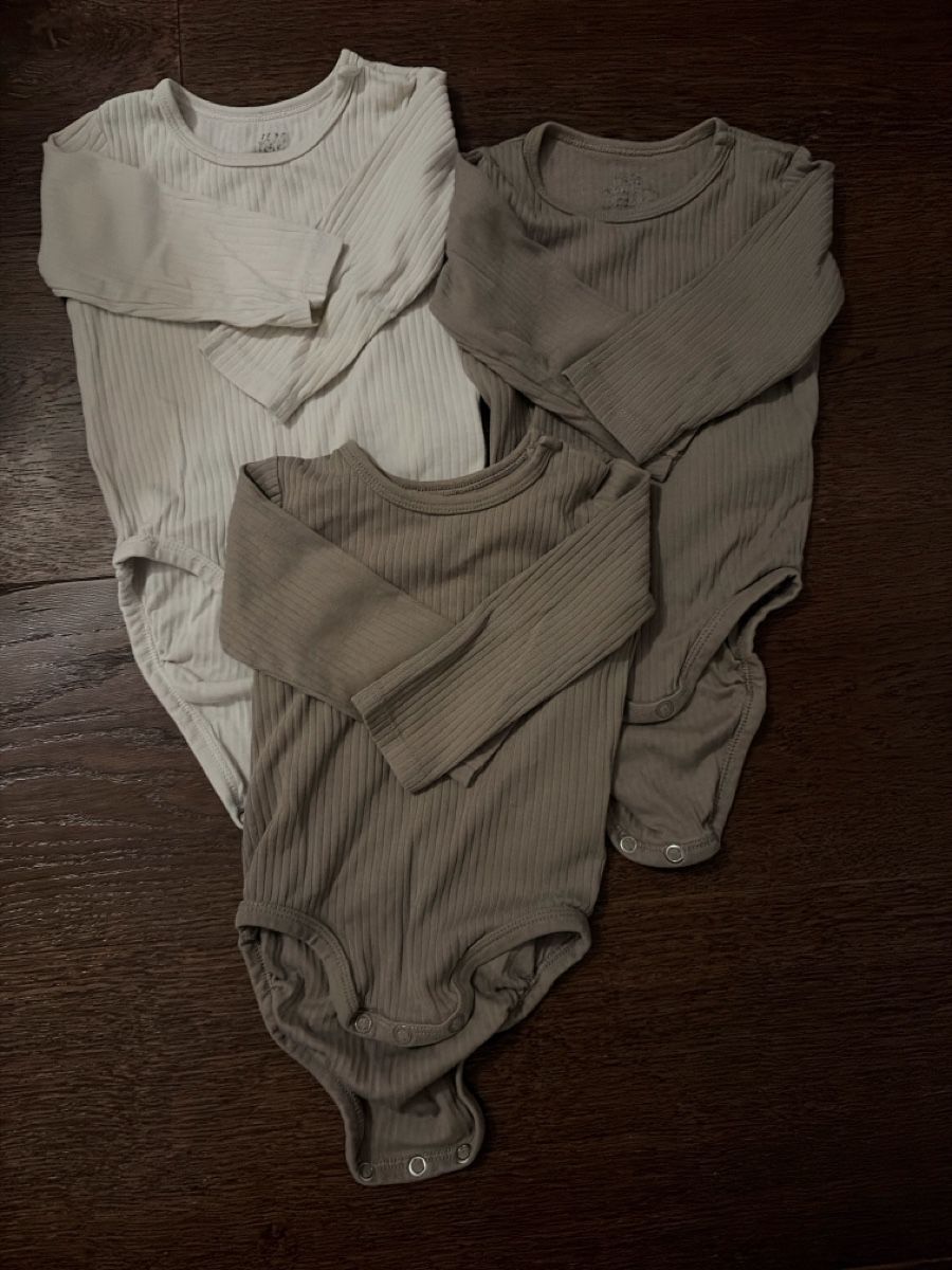 H&M Biancheria intima: H&M Langarmbodys Grösse 68 – Usato da Birrhard venduto da Bjonda10