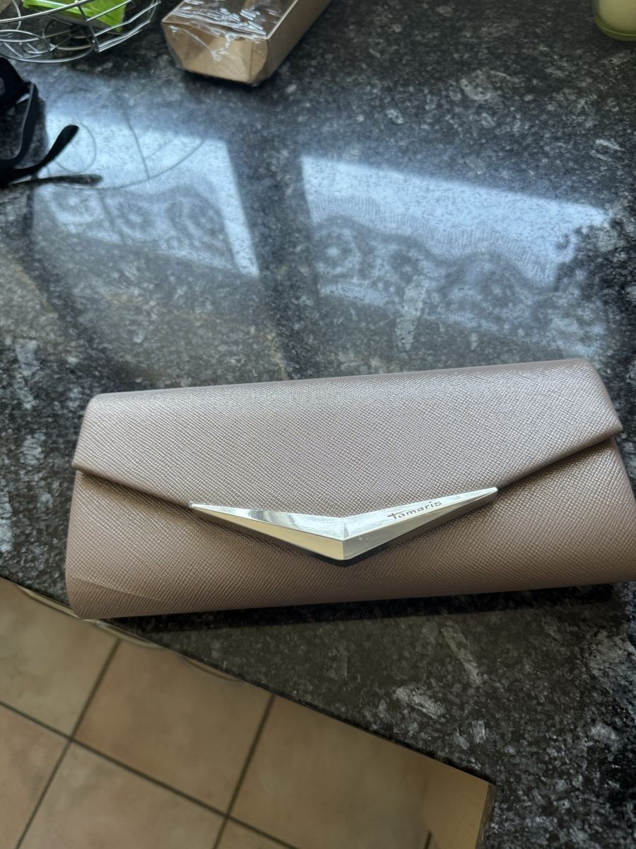 Scarpe da donna: Pumps mit Tasche – Nuovo (secondo la descrizione) da Burgdorf venduto da Nessy02 1