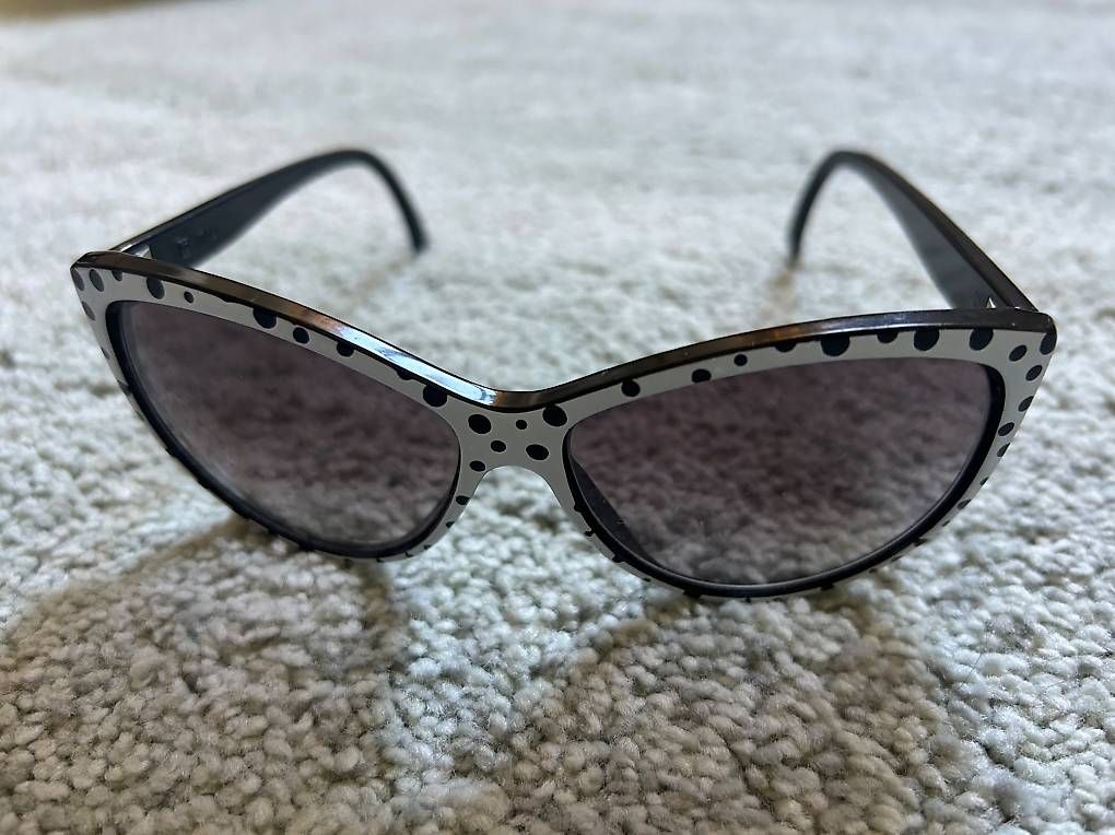 Occhiali & Lenti: Sonnenbrille – Usato da Zürich venduto da yoncaK