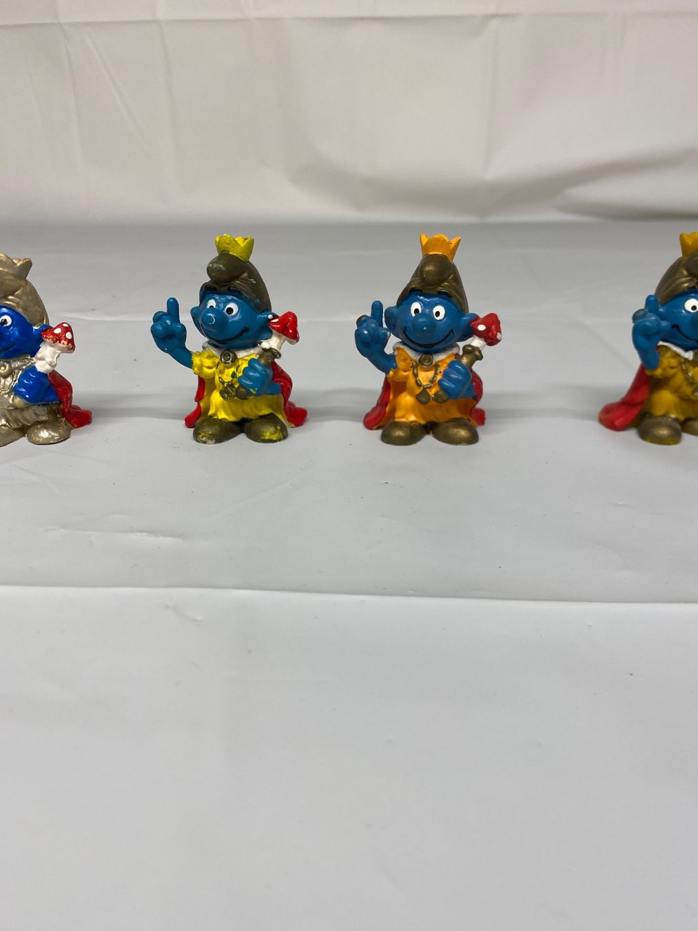 Schleich Statuette: Schleich Schlümpfe Könige Alt 5 Stk – Usato da Tuggen venduto da Haribo3000 3