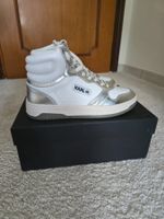 Brand new Karl Lagerfeld Sneakers, size 39