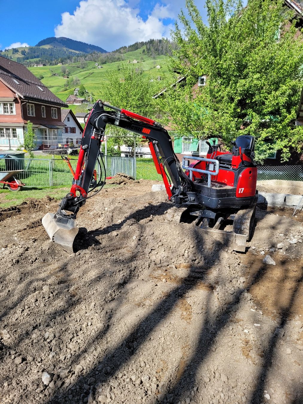 Menzi Muck Escavatori: Bagger Menzi IHI 17 vxe – Usato da Stein SG venduto da PerleR99