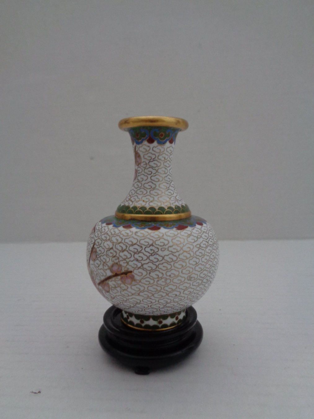 Vasen & Gefässe: China Vase Emailltechnik mit Messing – Gebraucht aus Chur von omonia 2