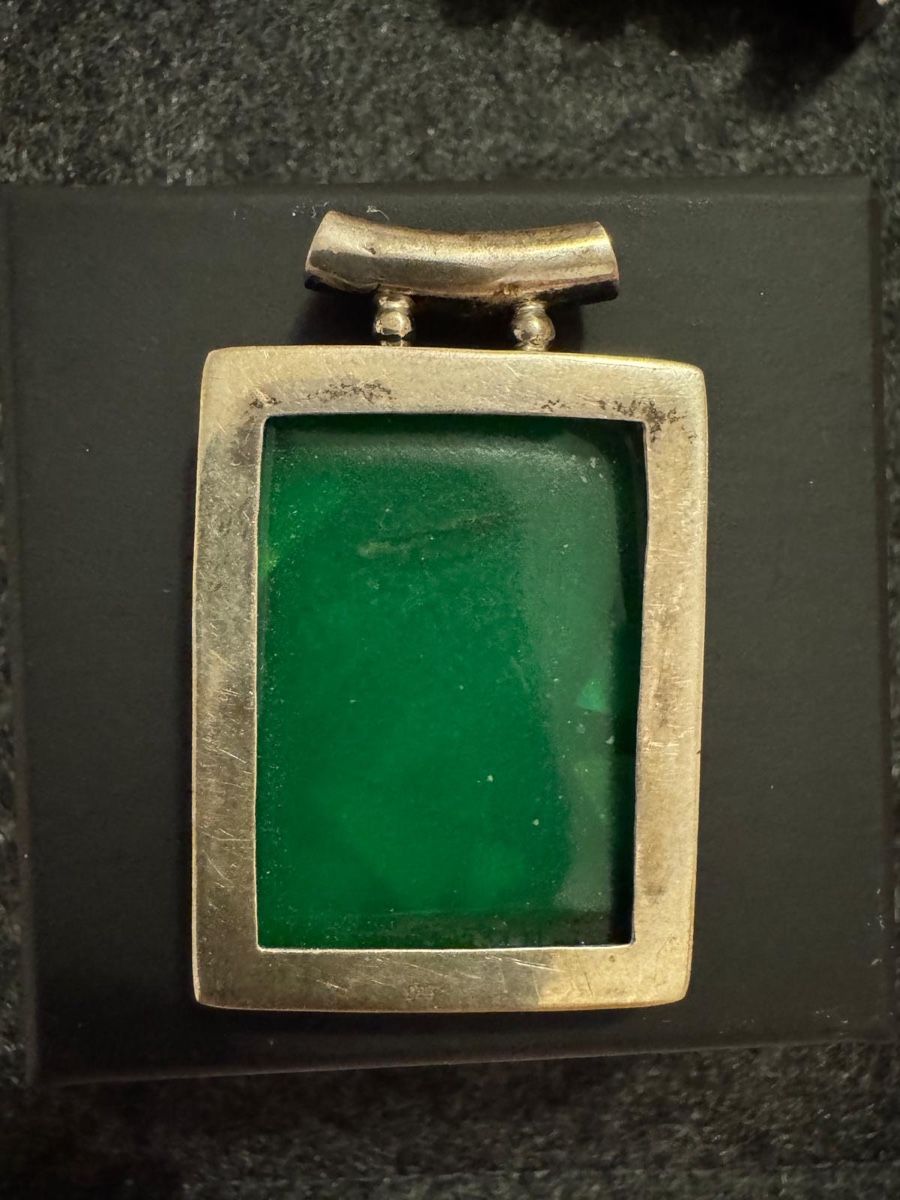 Catenine: Silver Pendant with Green Stone Inlay – Usato da Zürich venduto da salifali