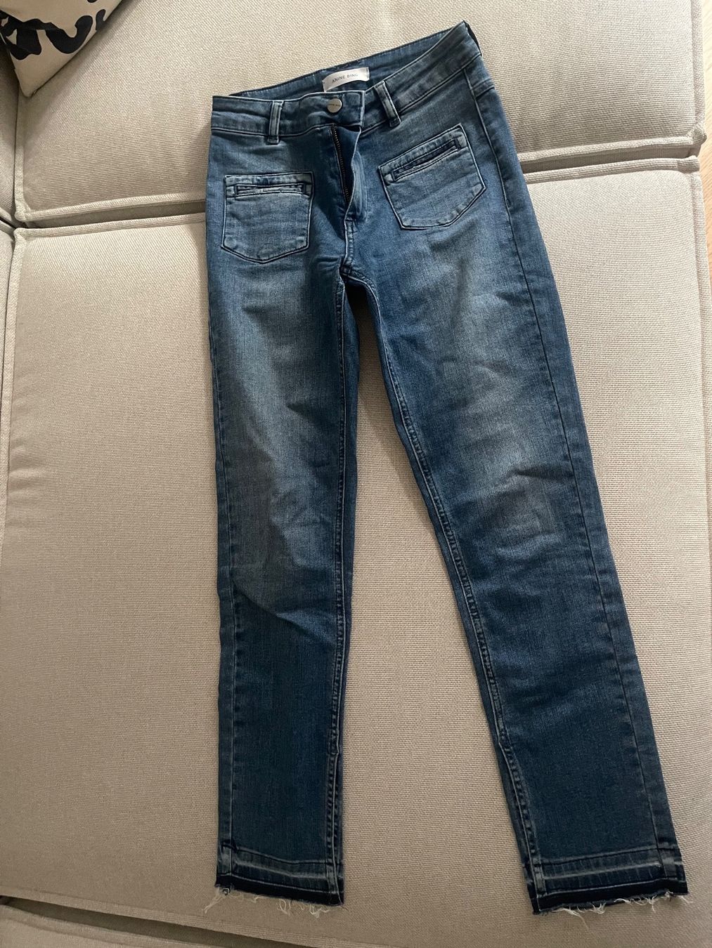 Anine Bing Jeans: Anine Bing Jeans – Gebraucht aus Zürich von aow_8p7m 2