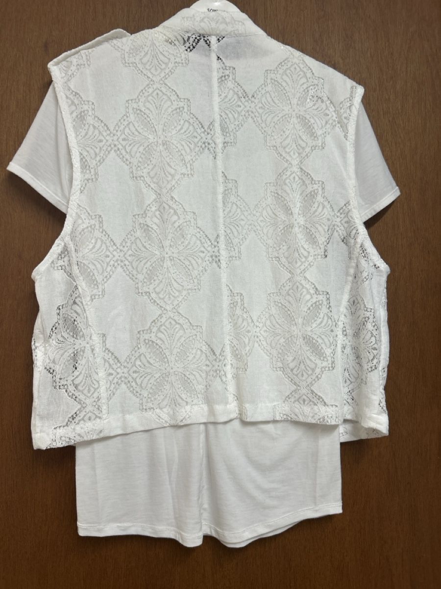 Tops: Damen Oberteil weiss Grösse S mit Spitze – Neu und originalverpackt aus Umiken von AzizaAmar20 2