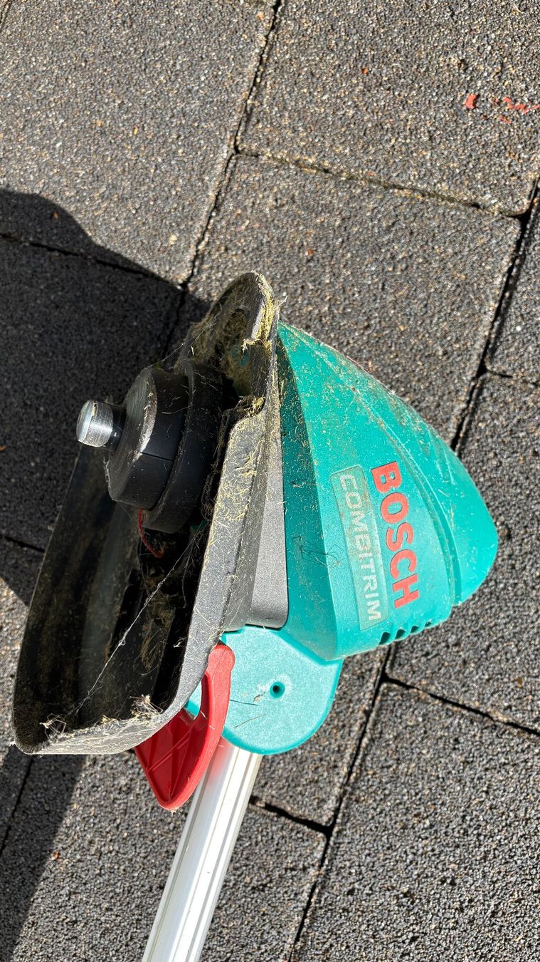 Bosch Rasentrimmer (Gebraucht) in Sissach für CHF 1 – nur Abholung auf ...