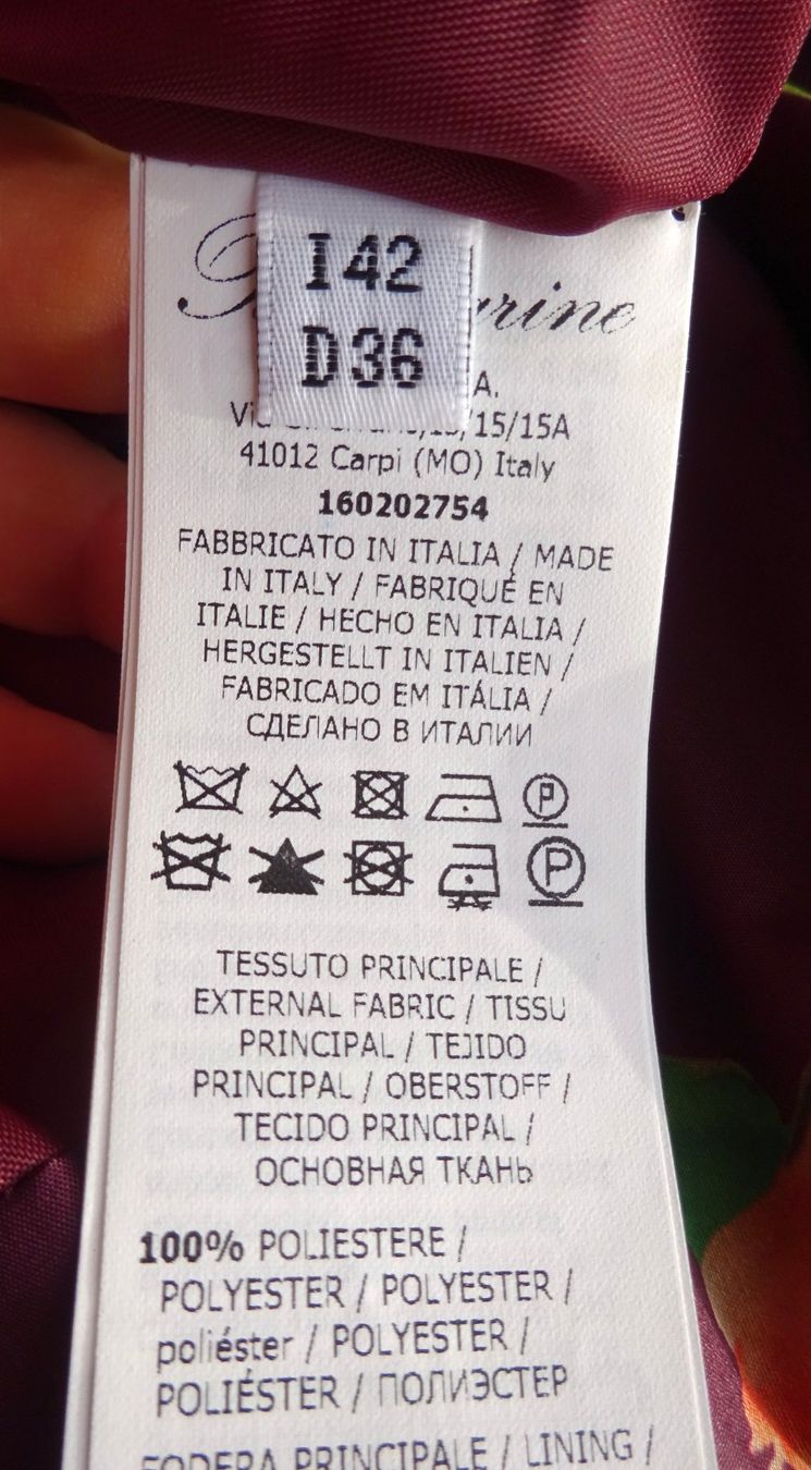 Vestes: BLUMARINE BELLISSIMO e COMODO piumino taglia : 42 IT – Neuf avec emballage d'origine à Bissone par vis_lpp9 4