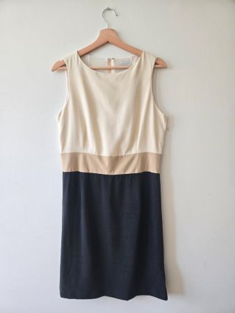 AKRIS SEIDENKLEID, GRÖSSE 40, PERFEKTER ZUSTAND