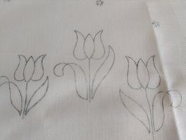 Tischtuch zum sticken, Tulpenmotiv, Halbleinen
