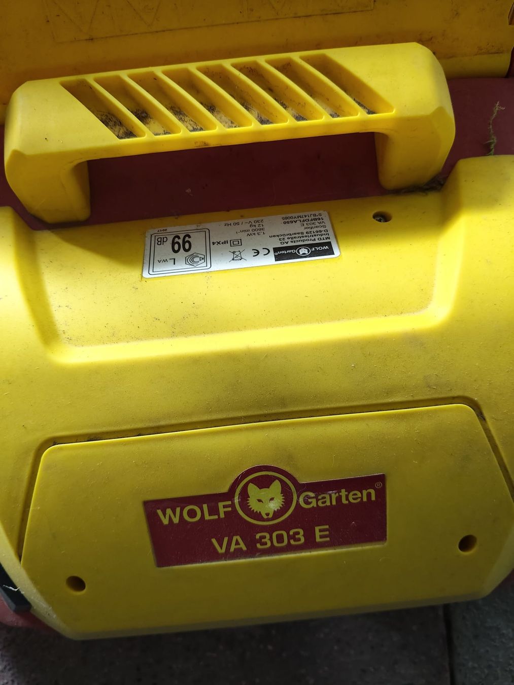 Wolf Garten Attrezzi per la lavorazione del suolo: WOLF Garten Elektro Vertikutierer VA 303 – Usato da Dulliken venduto da Wildolivetree 1