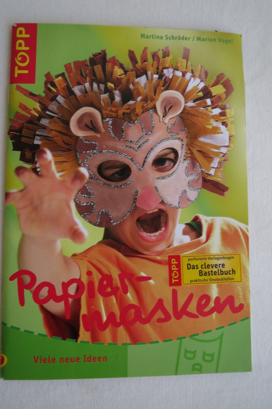 Libri: Papier-Masken Bastelbuch viele Ideen – Usato da Herisau venduto da fan_h9qj