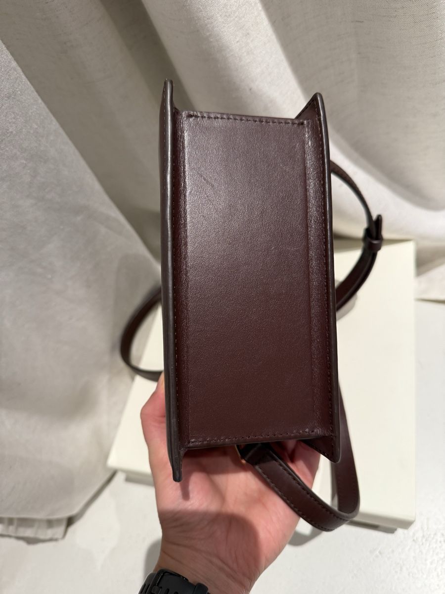 Jacquemus Borse da donna: JACQUEMUS The knot Chiquito brown bag – Nuovo (secondo la descrizione) da Bovernier venduto da jba_cr9f 3